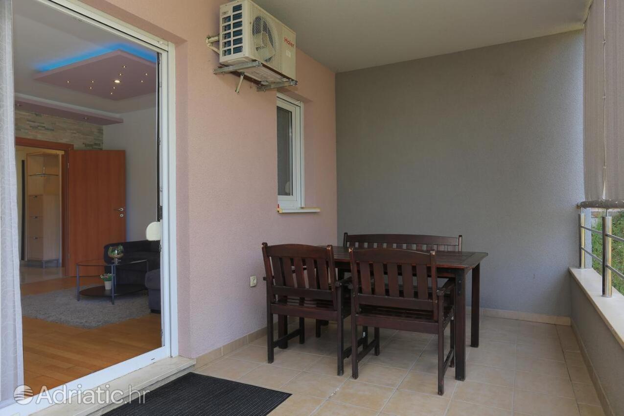 Deluxe Apartment Bagaric Trogir Buitenkant foto