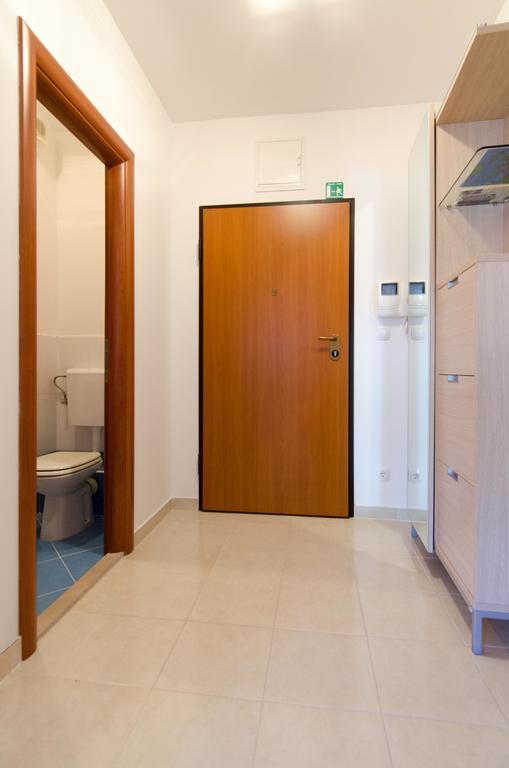 Deluxe Apartment Bagaric Trogir Kamer foto